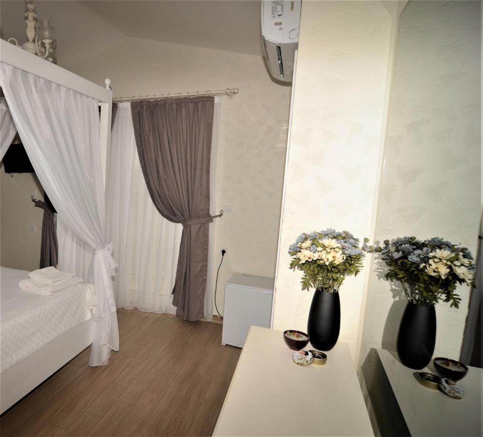 Eldoris Butik Couette-café 2*
